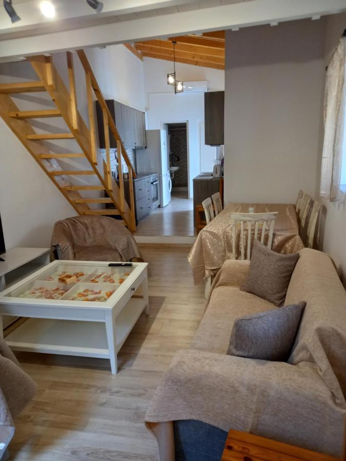 Вілла Apanema House Aegina Екстер'єр фото