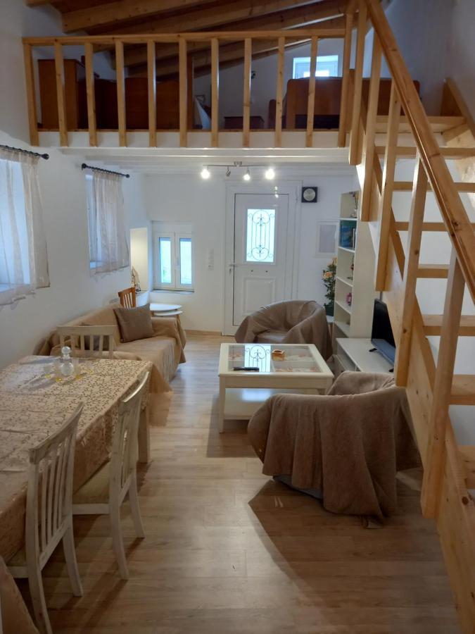 Вілла Apanema House Aegina Екстер'єр фото