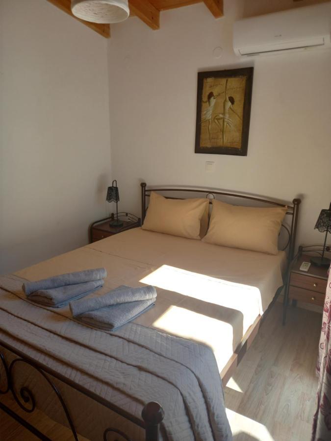 Вілла Apanema House Aegina Екстер'єр фото
